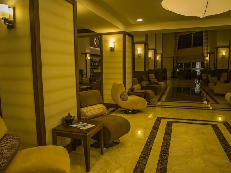 Parion Hotel