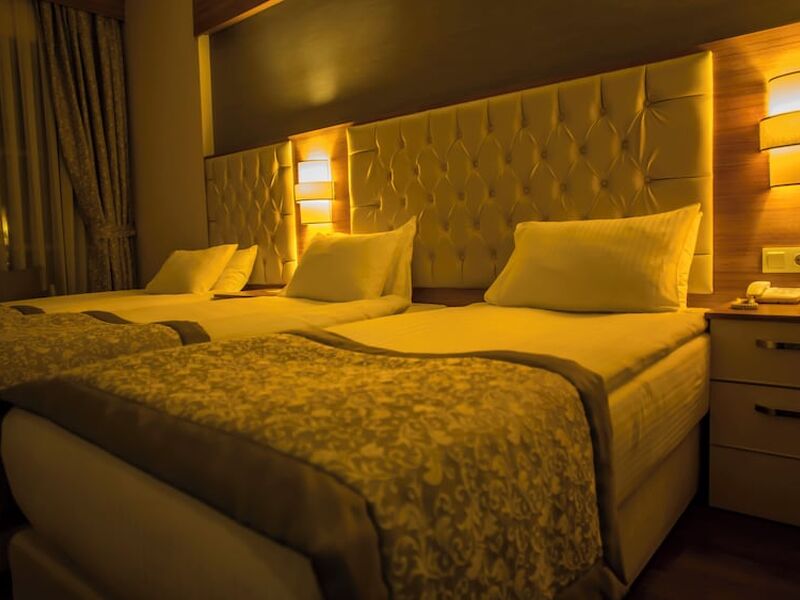 Parion Hotel
