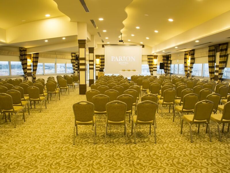 Parion Hotel