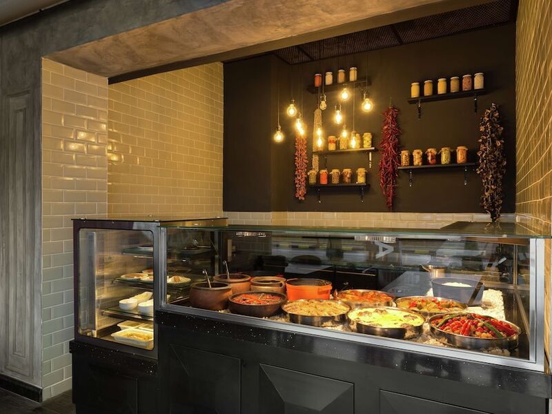 DoubleTree by Hilton Hotel Izmir Airport
