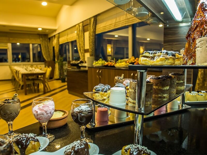 Parion Hotel