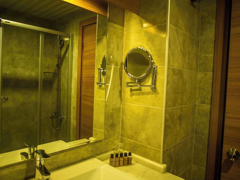 Parion Hotel