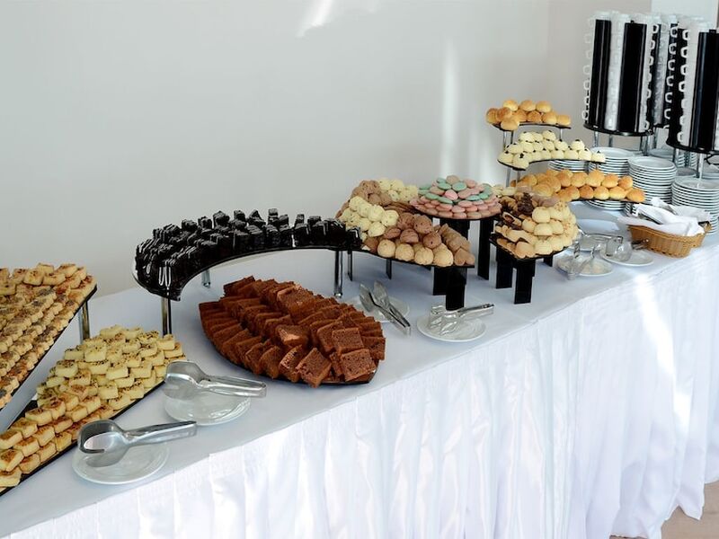 Parion Hotel