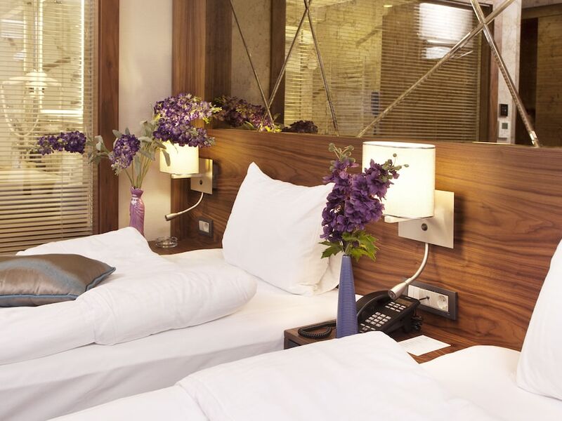 Artur Hotel