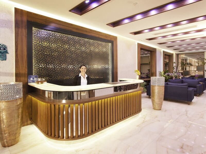 Artur Hotel