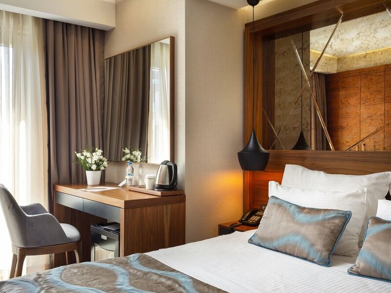 Artur Hotel