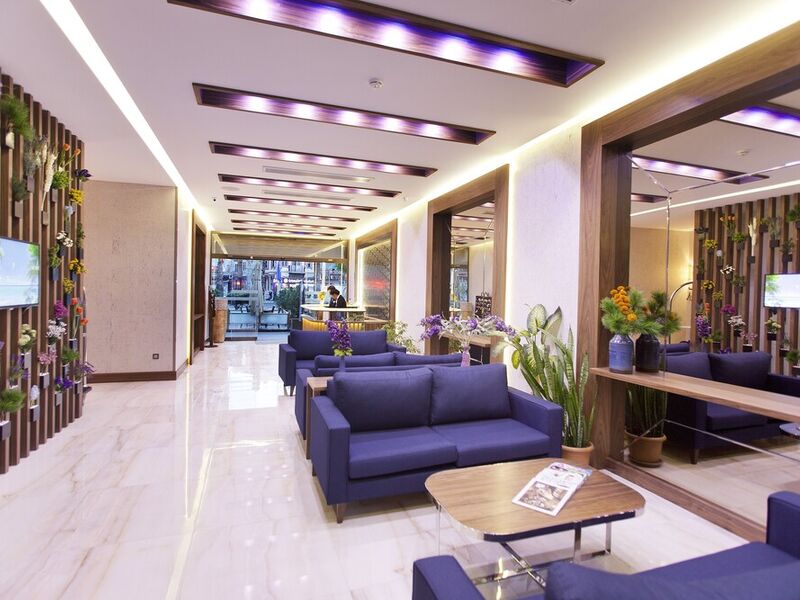 Artur Hotel