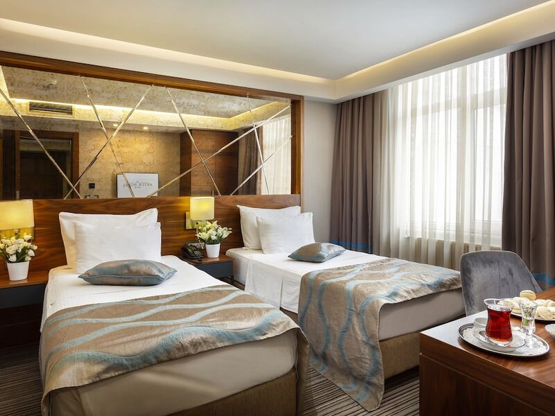 Artur Hotel