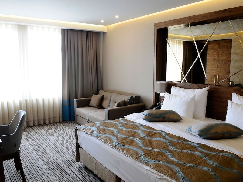 Artur Hotel