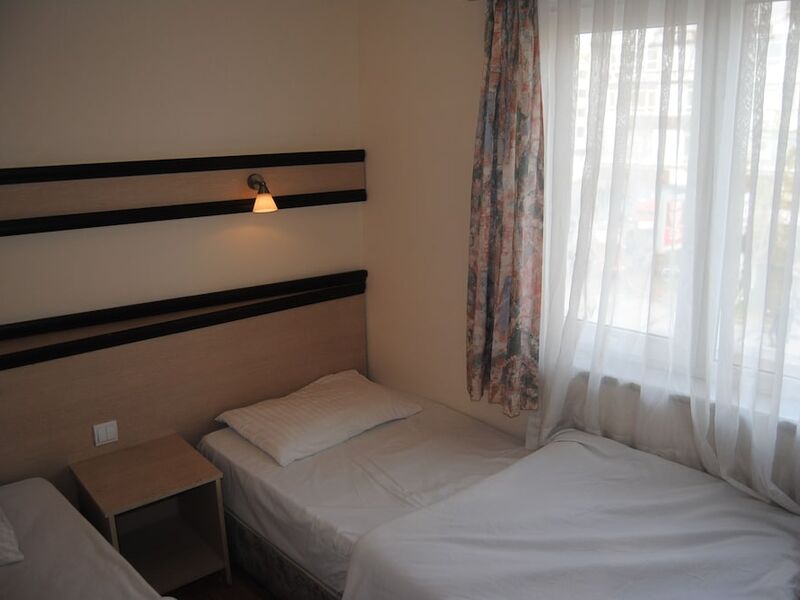 Anzac House Youth Hostel