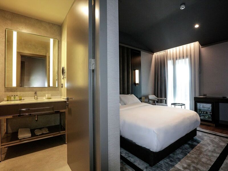 DoubleTree by Hilton Hotel Izmir Airport
