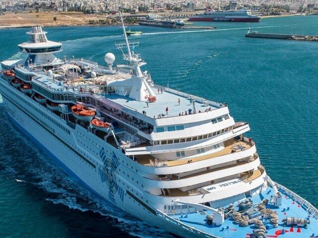 YUNAN ADALARI TURU 4 Gece 5 Gün Celestyal Discovery Gemisi kapı vizesi ile  (Kuşadası hareketli)