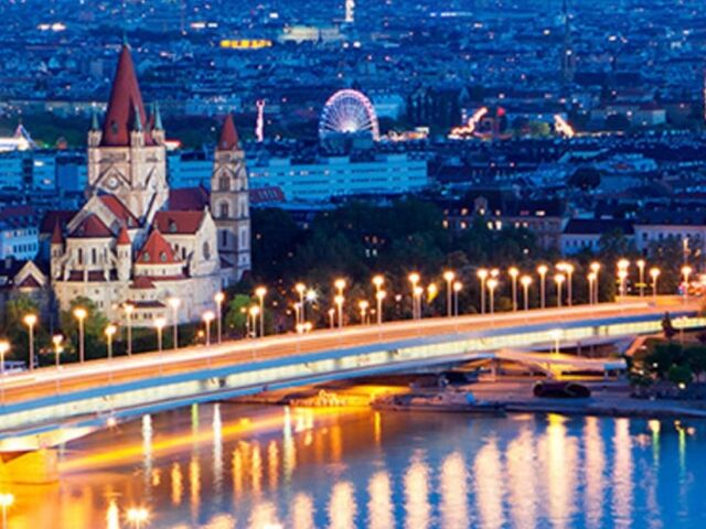 BUDAPEŞTE, VİYANA, PRAG, BRATİSLAVA TURU
